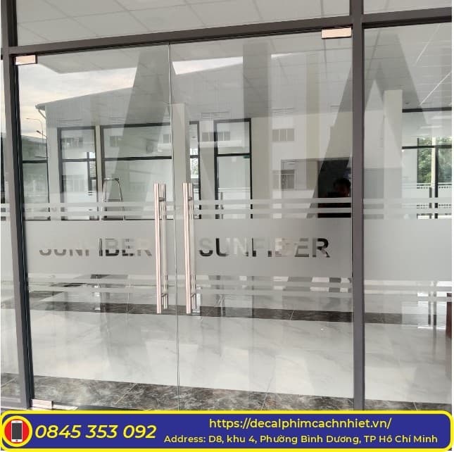THI CÔNG DECAL MỜ TẠI CÁC KCN MỸ PHƯỚC 1234 BÌNH DƯƠNG